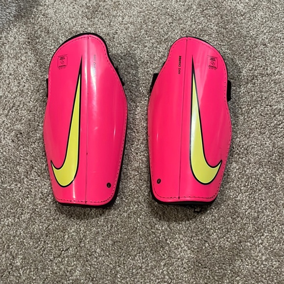 Nike Shin Gaurds
